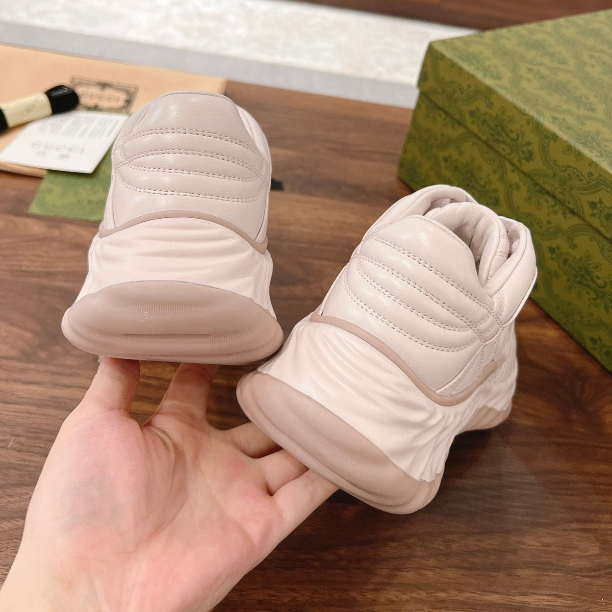 GUCCI RIPPLE SNEAKER JASmine cream